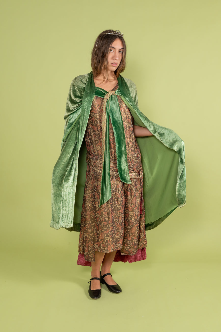 1920s Sage Panné Velvet Lamé Cape [os]