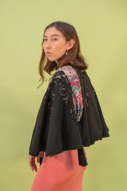 Edwardian Silk and Wool Cutwork Capelet [os]