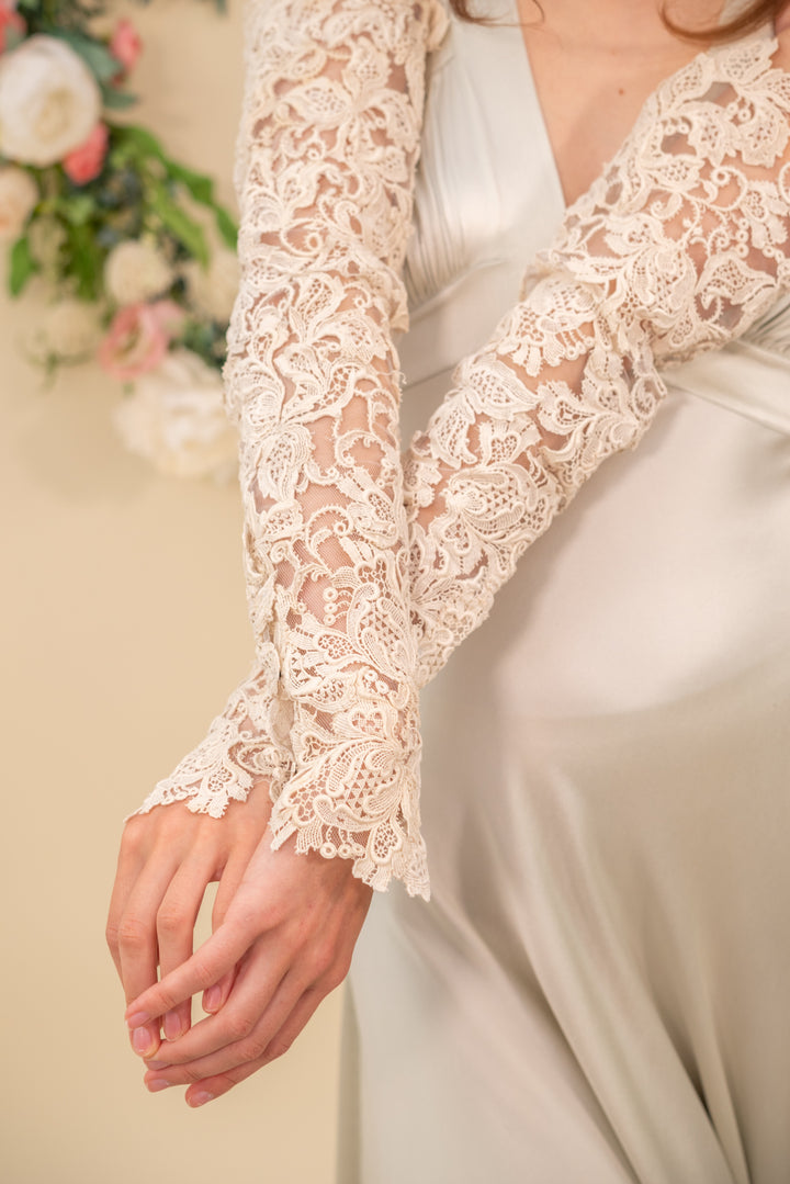 1930s 3D Floral Lace Sleeves