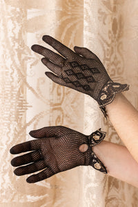 1930s Handmade Cotton Crochet Lace Gloves