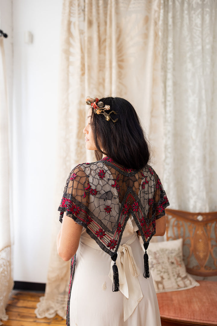 1910s Honeycomb Embellished Tassel Shawl