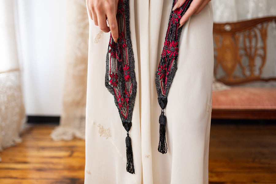 1910s Honeycomb Embellished Tassel Shawl