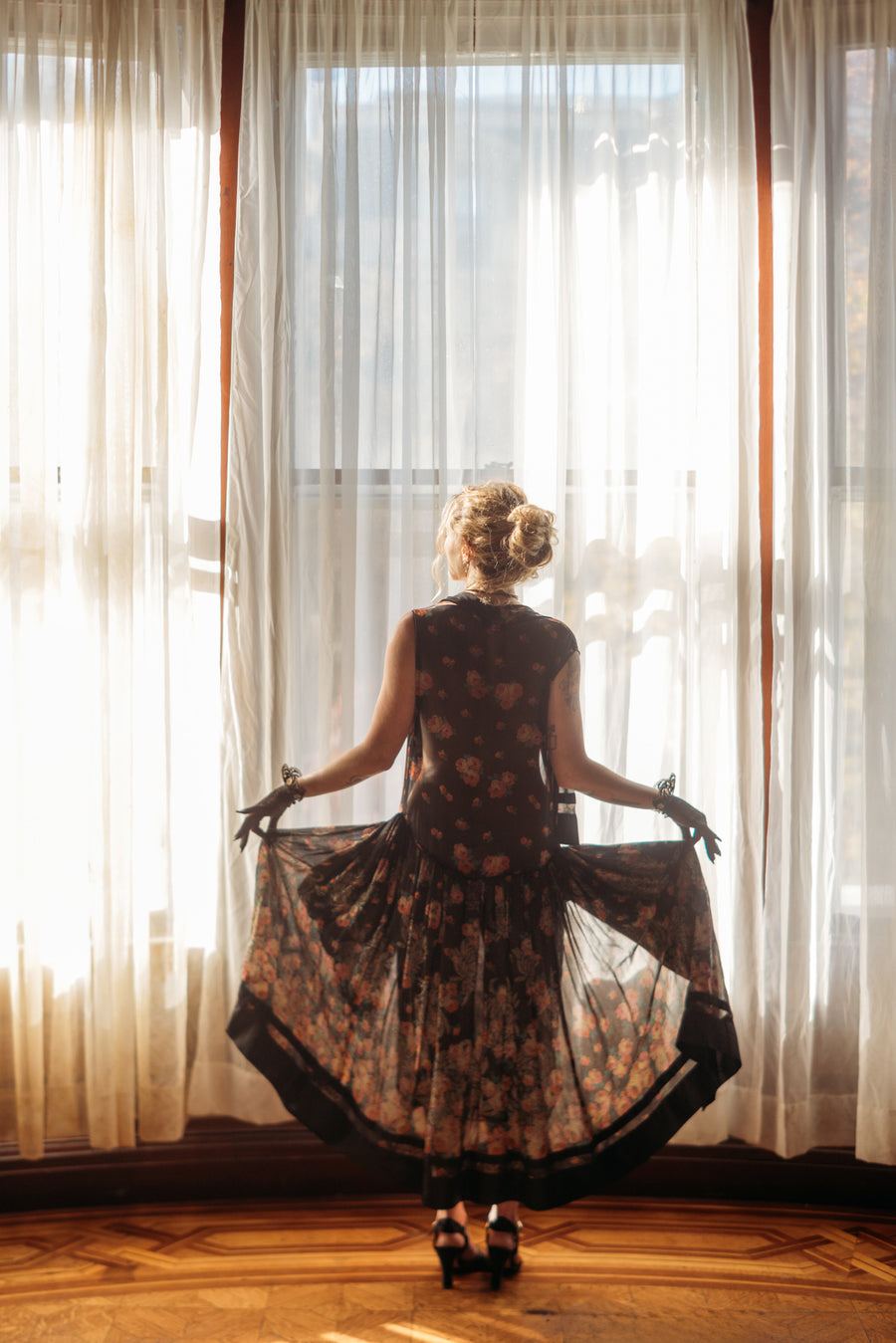 1930s Handmade Cotton Crochet Lace Gloves