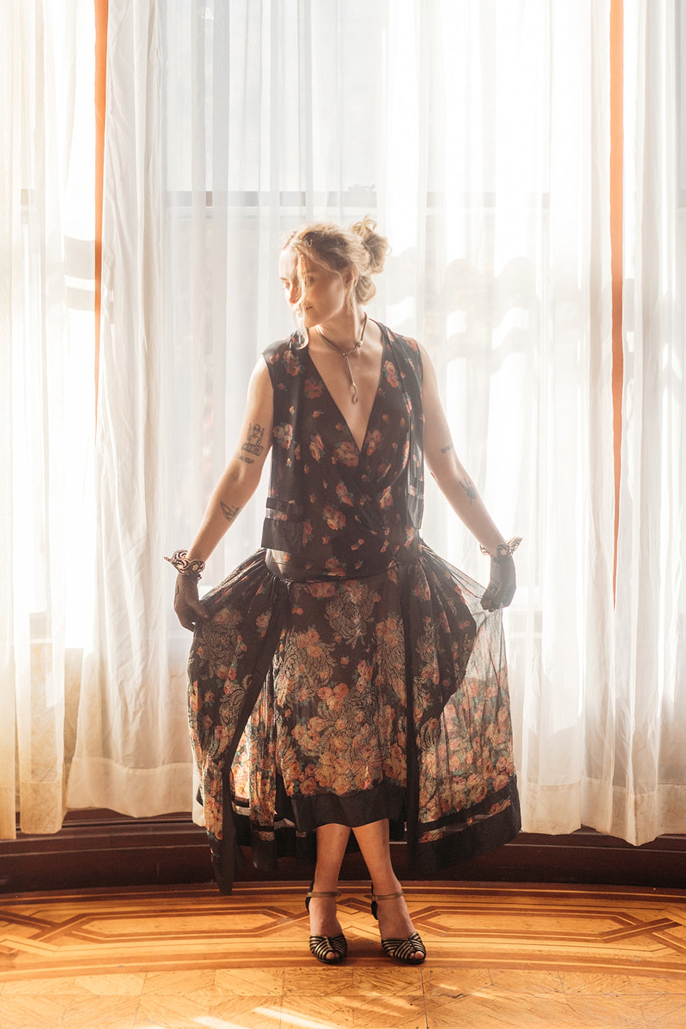 1920s Silk Lamé Robe de Style Gown